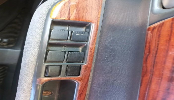 2010 Maruti Swift Dzire VXI, Petrol, Manual, 1,20,538 km, interior