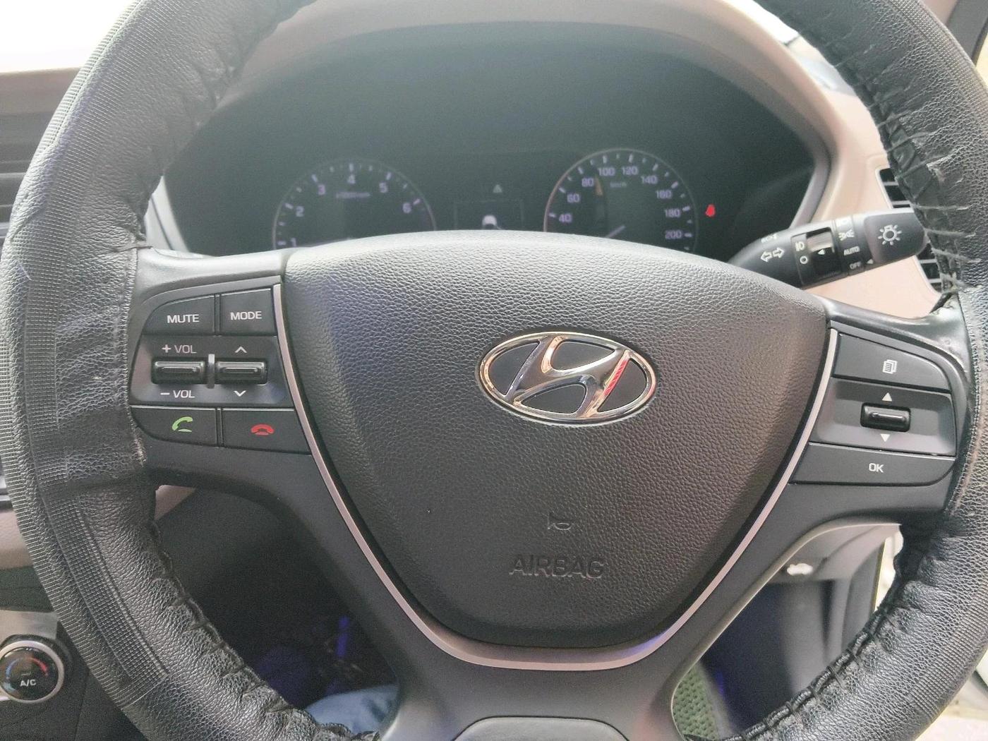 2016 Hyundai Elite i20 ASTA 1.2, Petrol, Manual, 40,437 km, interior