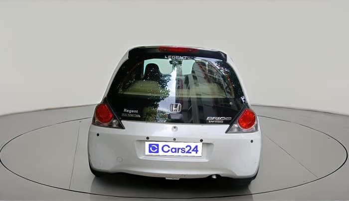2015 Honda Brio VX MT, Petrol, Manual, 1,02,296 km, exterior