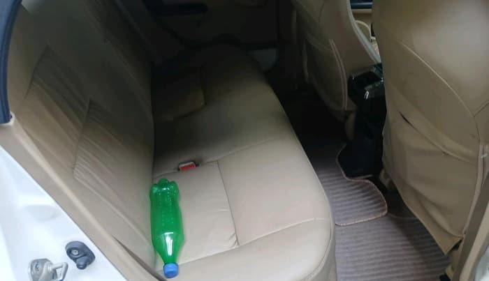 2015 Honda Brio VX MT, Petrol, Manual, 1,02,296 km, interior