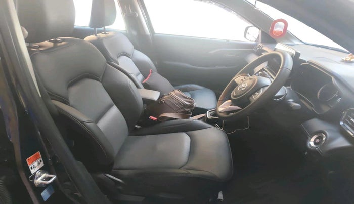 2024 Toyota URBAN CRUISER HYRYDER V AT NEO DRIVE, Petrol, Automatic, 5,779 km, interior