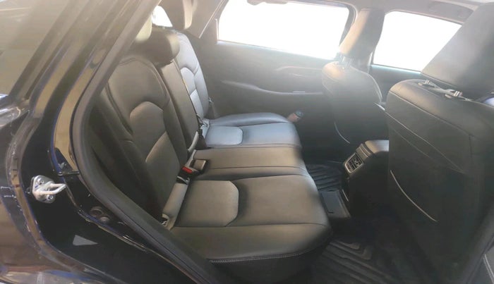 2024 Toyota URBAN CRUISER HYRYDER V AT NEO DRIVE, Petrol, Automatic, 5,779 km, interior