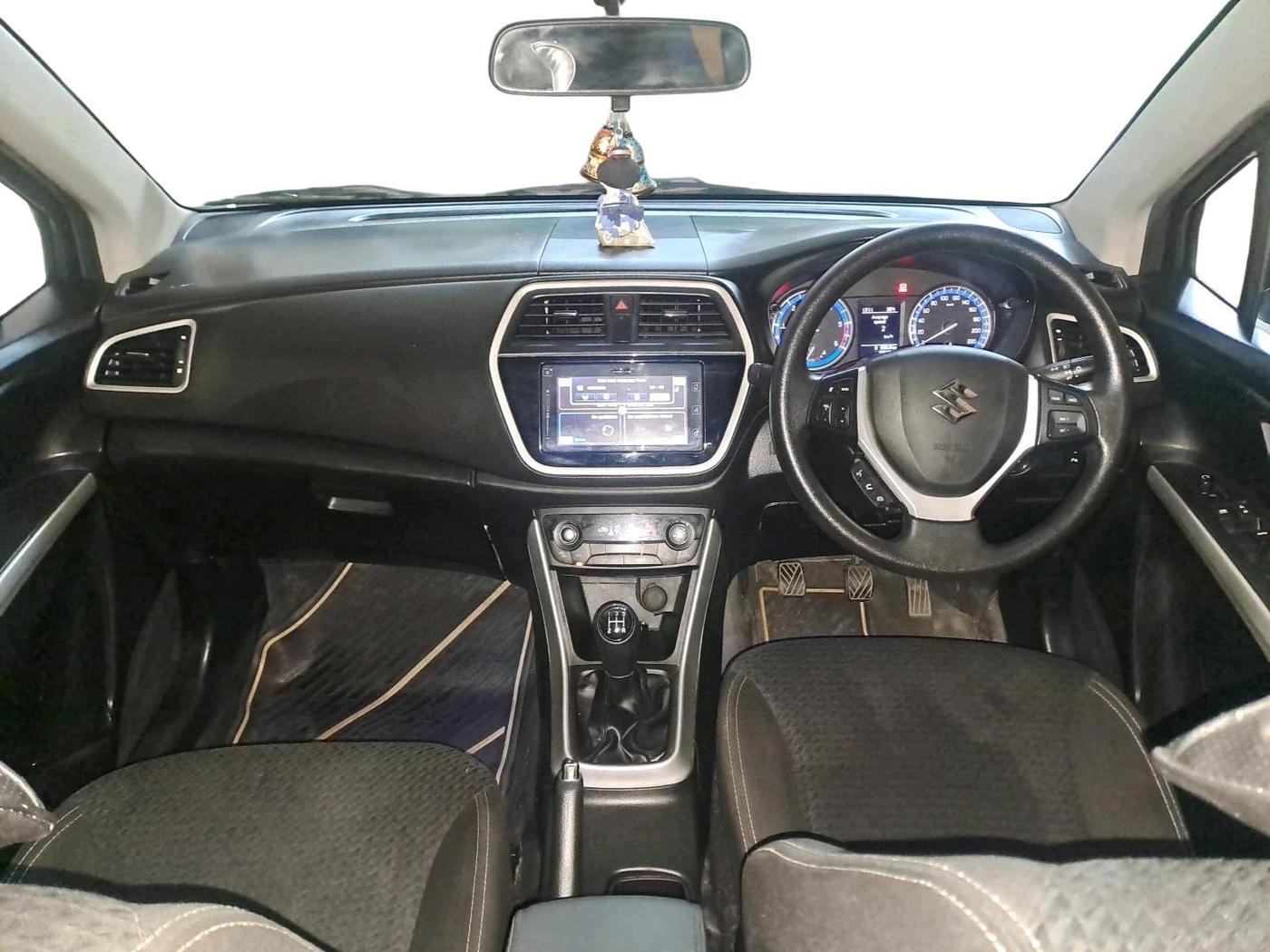 2016 Maruti S Cross ZETA 1.3, Diesel, Manual, 25,567 km, interior