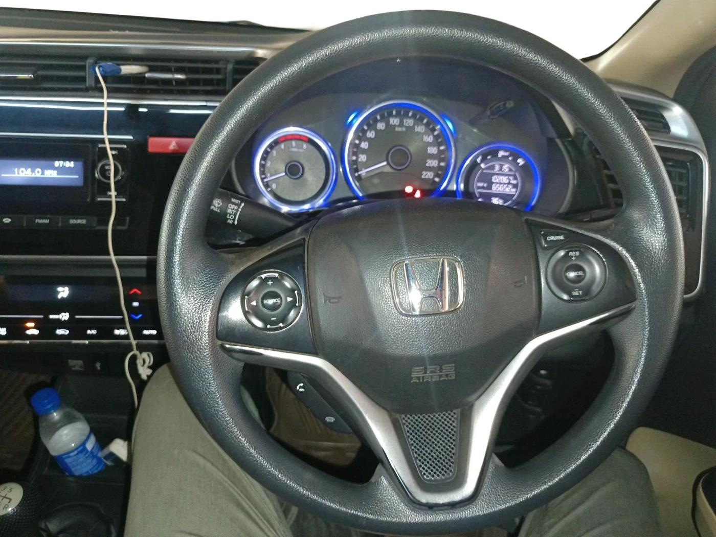 2014 Honda City 1.5L I-DTEC SV, Diesel, Manual, 1,02,867 km, interior
