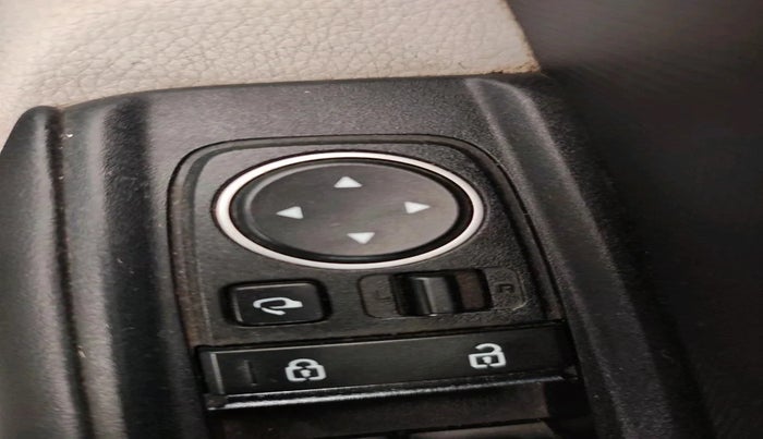 2021 KIA SONET HTX 1.0 IMT, Petrol, Manual, 61,915 km, interior