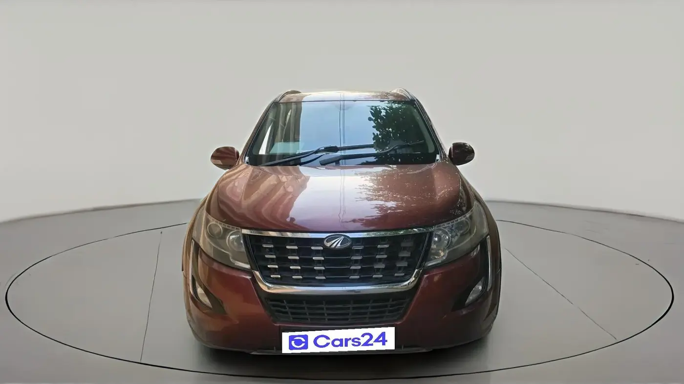 2018 Mahindra XUV500 W11, Diesel, Manual, 98,652 km, exterior