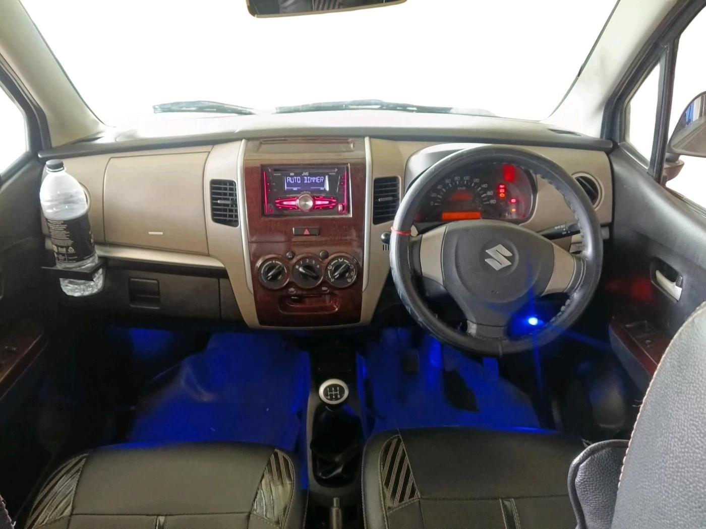 2015 Maruti Wagon R 1.0 LXI CNG, CNG, Manual, 38,339 km, interior