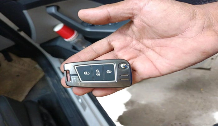 2025 Skoda KUSHAQ  Prestige 1.0L TSI AT, Petrol, Automatic, 5,211 km, interior