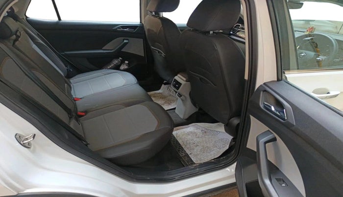 2025 Skoda KUSHAQ  Prestige 1.0L TSI AT, Petrol, Automatic, 5,211 km, interior