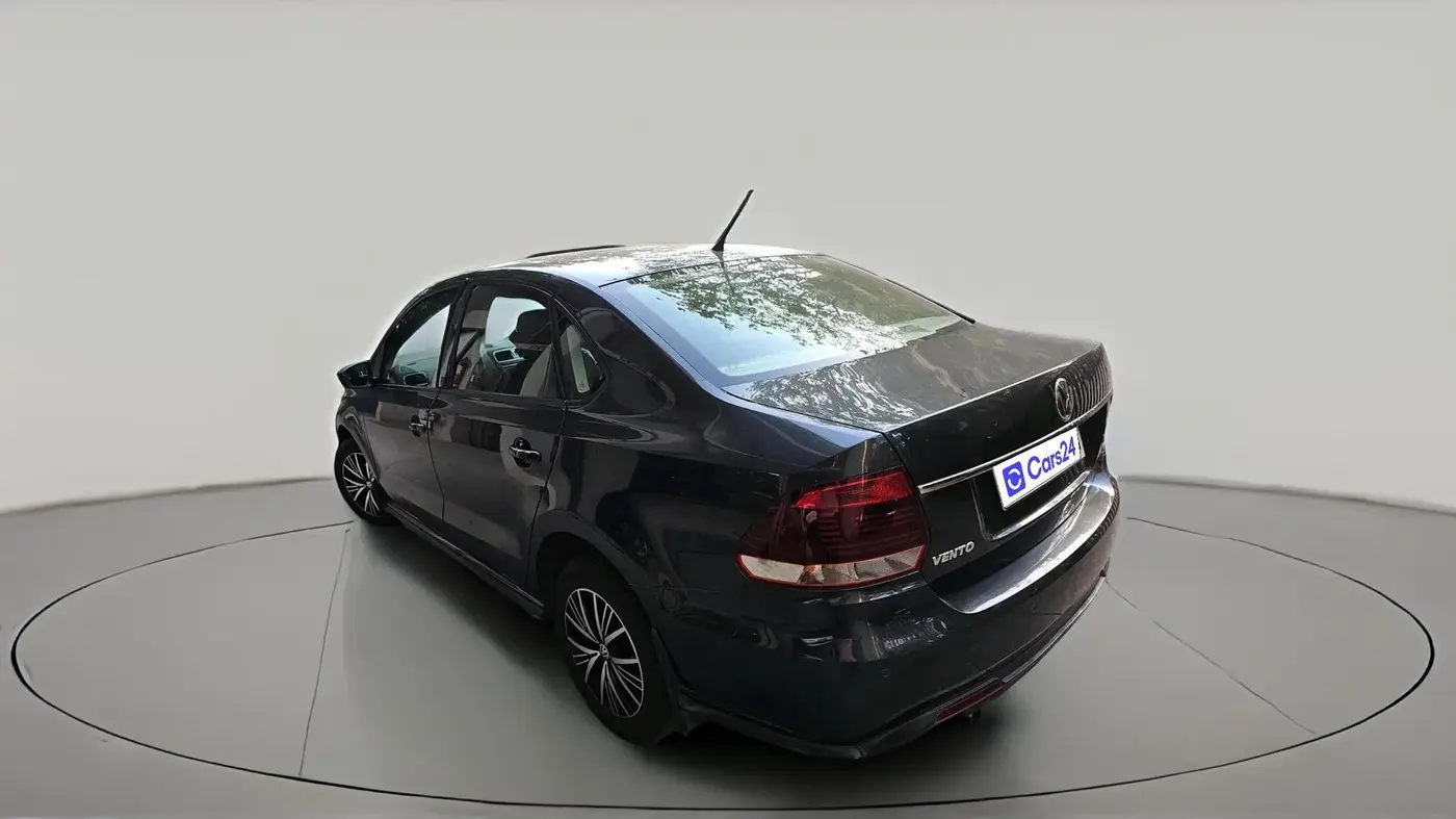 2021 Volkswagen Vento HIGHLINE 1.0L TSI AT, Petrol, Automatic, 14,710 km, exterior