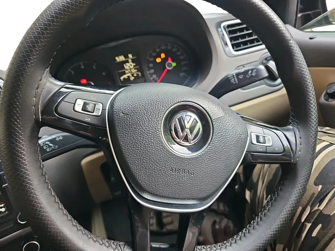 2021 Volkswagen Vento HIGHLINE 1.0L TSI AT, Petrol, Automatic, 14,710 km, interior