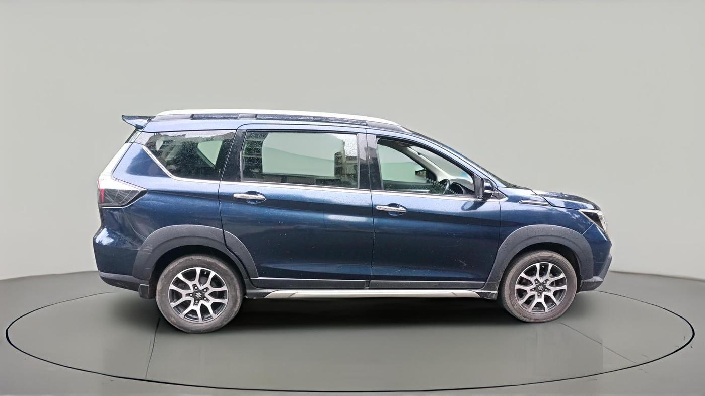 2022 Maruti XL6 ALPHA PLUS MT, Petrol, Manual, 72,148 km, exterior