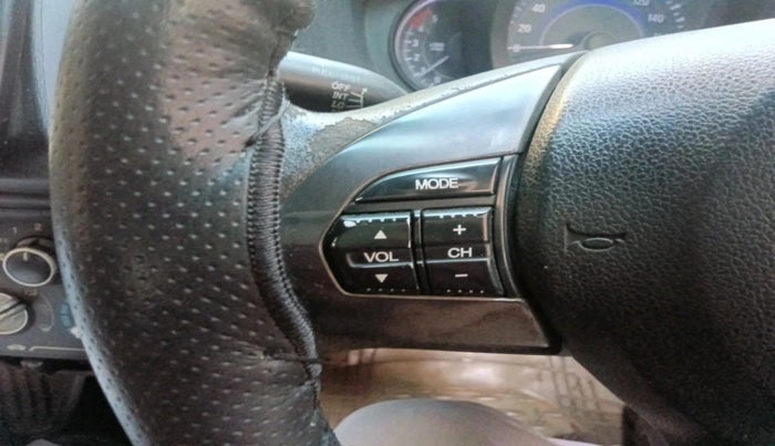 2015 Honda Amaze 1.5L I-DTEC S, Diesel, Manual, 1,60,300 km, interior