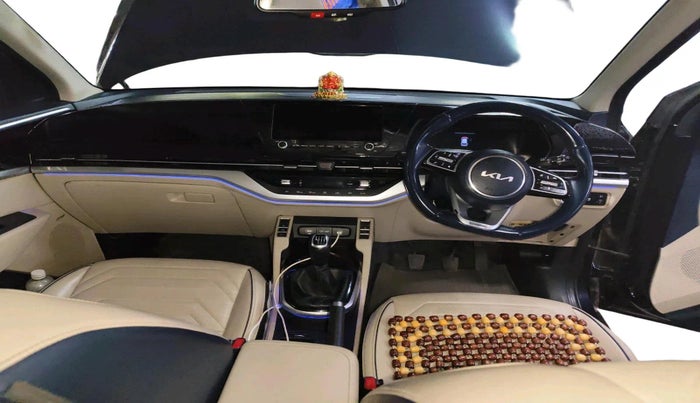 2022 KIA CARENS LUXURY PLUS 1.5 DIESEL 6 STR, Diesel, Manual, 69,385 km, interior