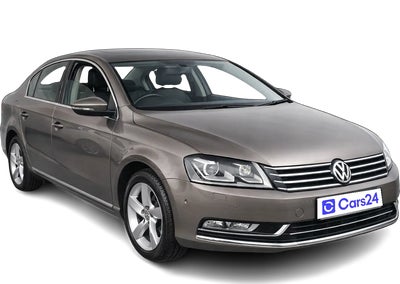 2012 Volkswagen Passat - Sedan - Diesel - Automatic - ₹5.00 lakh