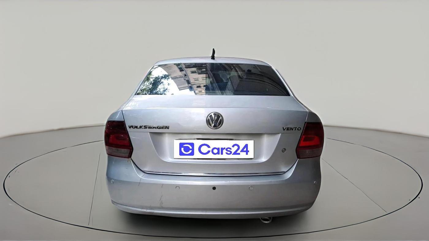 2011 Volkswagen Vento HIGHLINE 1.6 MPI, Petrol, Manual, 21,125 km, exterior