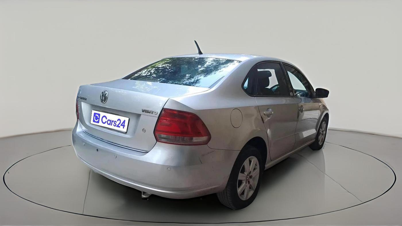 2011 Volkswagen Vento HIGHLINE 1.6 MPI, Petrol, Manual, 21,125 km, exterior