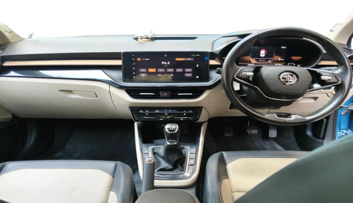 2022 Skoda SLAVIA STYLE 1.0L TSI MT, Petrol, Manual, 27,095 km, interior