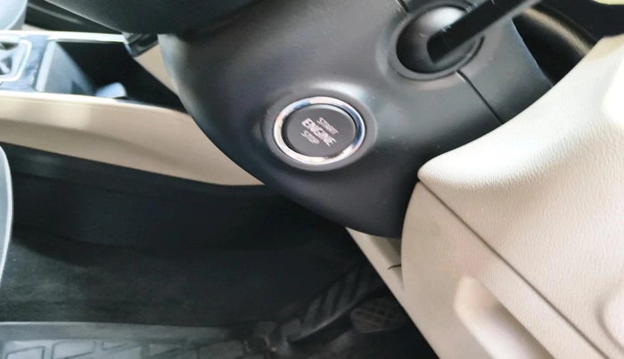 2022 Skoda SLAVIA STYLE 1.0L TSI MT, Petrol, Manual, 27,095 km, interior