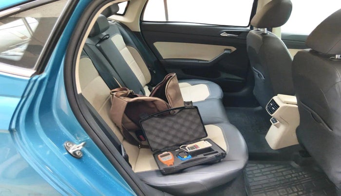 2022 Skoda SLAVIA STYLE 1.0L TSI MT, Petrol, Manual, 27,095 km, interior