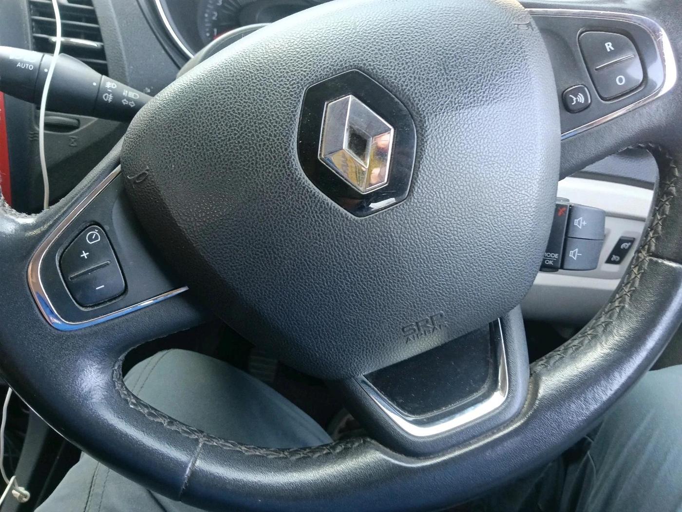 2019 Renault Captur PLATINE PETROL DUAL TONE, Petrol, Manual, 1,16,278 km, interior