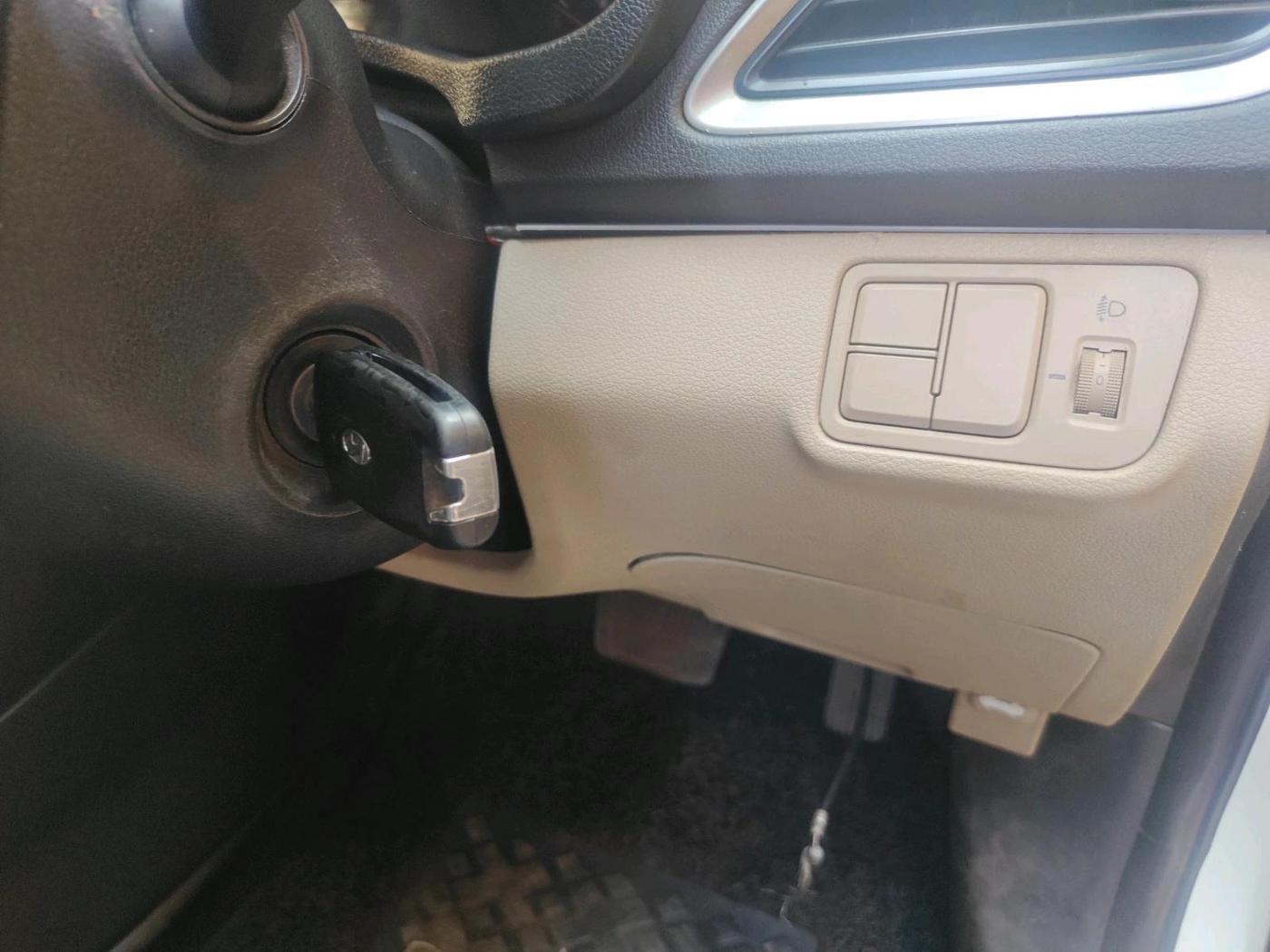 2018 Hyundai Verna 1.6 CRDI SX + AT, Diesel, Automatic, 81,538 km, interior