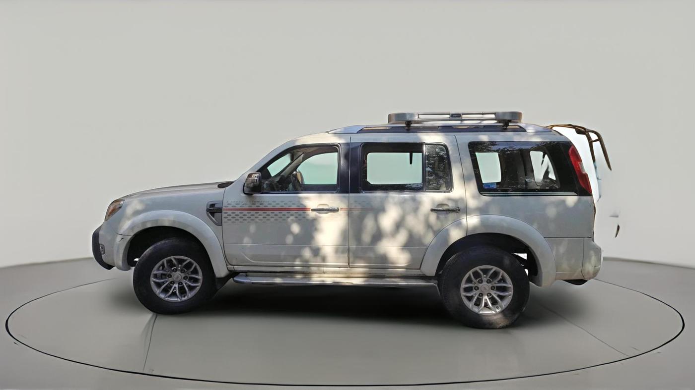 2013 Ford Endeavour 3.0L 4X2 AT, Diesel, Automatic, 1,12,500 km, exterior