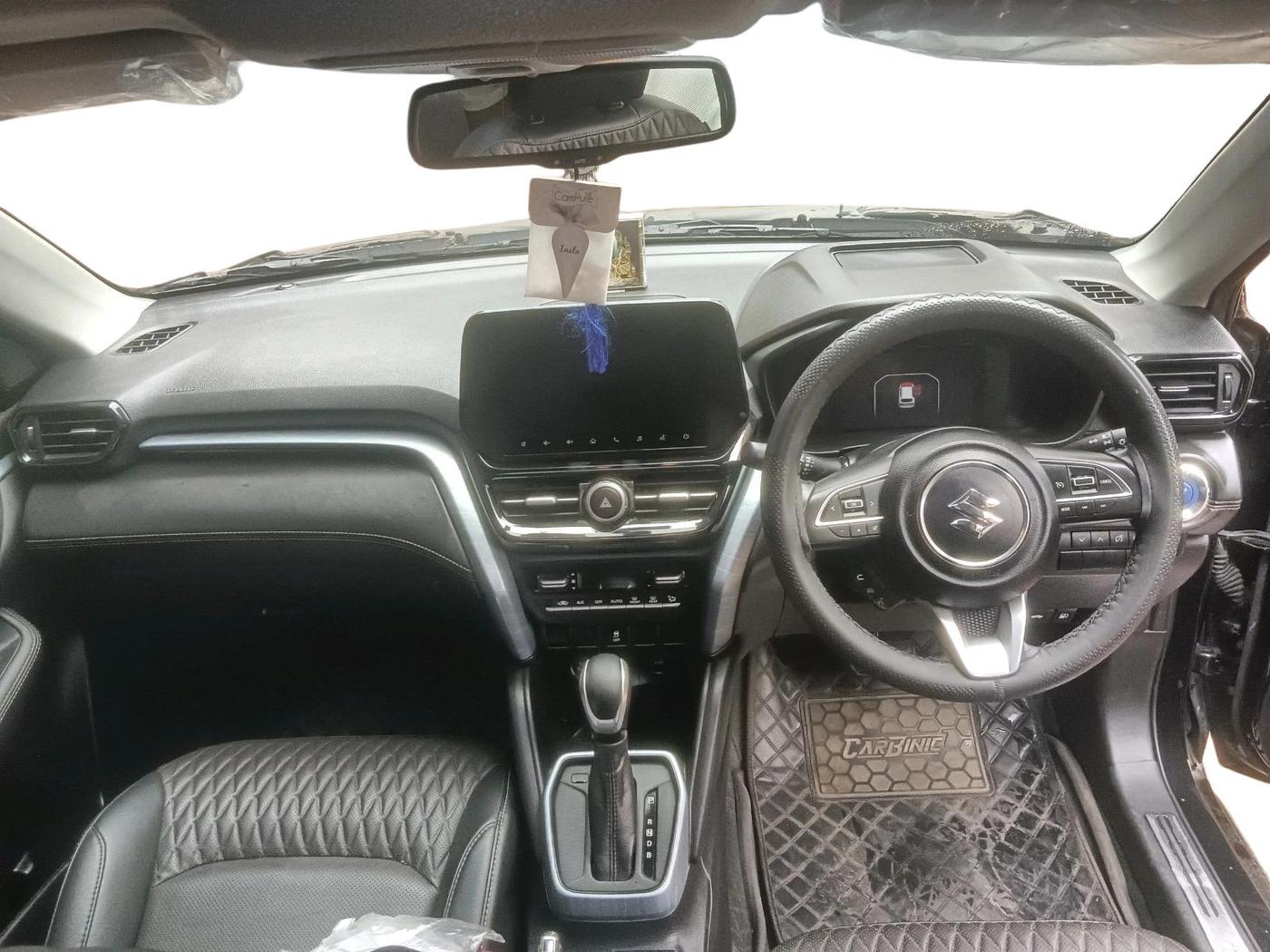 2024 Maruti Grand Vitara ALPHA PLUS HYBRID ECVT, Hybrid, Automatic, 33,919 km, interior