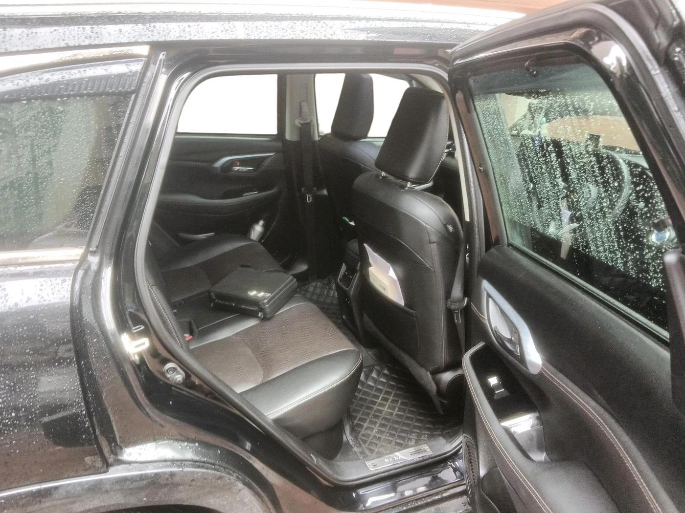 2024 Maruti Grand Vitara ALPHA PLUS HYBRID ECVT, Hybrid, Automatic, 33,919 km, interior