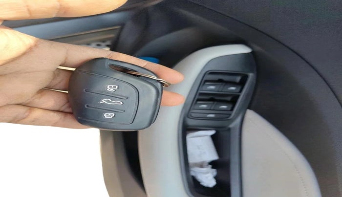 2023 MG ASTOR SHARP 1.5 CVT, Petrol, Automatic, 10,290 km, interior