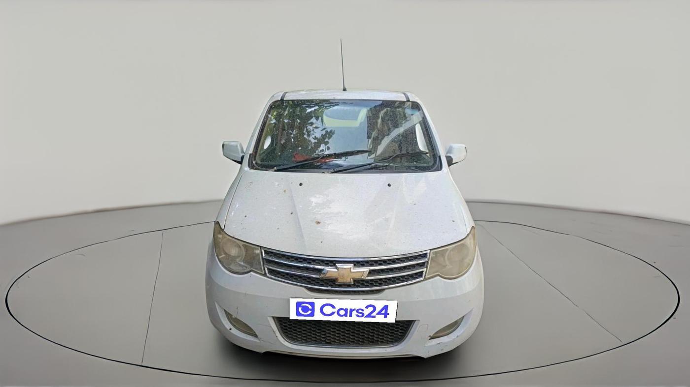2013 Chevrolet Enjoy 1.4 LTZ 7 STR, Petrol, Manual, 39,882 km, exterior