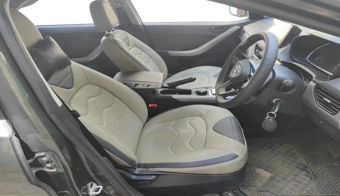 2022 Tata NEXON XMA SUNROOF PETROL, Petrol, Automatic, 15,461 km, interior