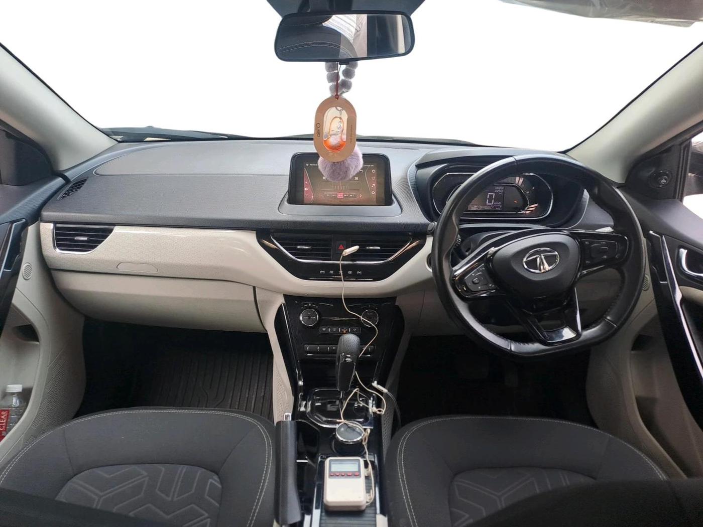 2021 Tata NEXON XZA PLUS SUNROOF PETROL, Petrol, Automatic, 13,884 km, interior