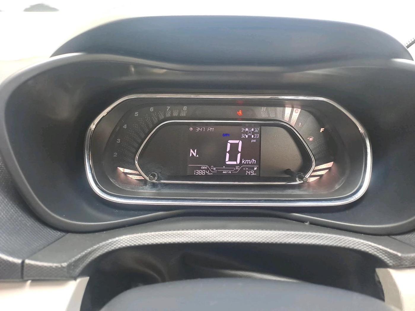 2021 Tata NEXON XZA PLUS SUNROOF PETROL, Petrol, Automatic, 13,884 km, interior