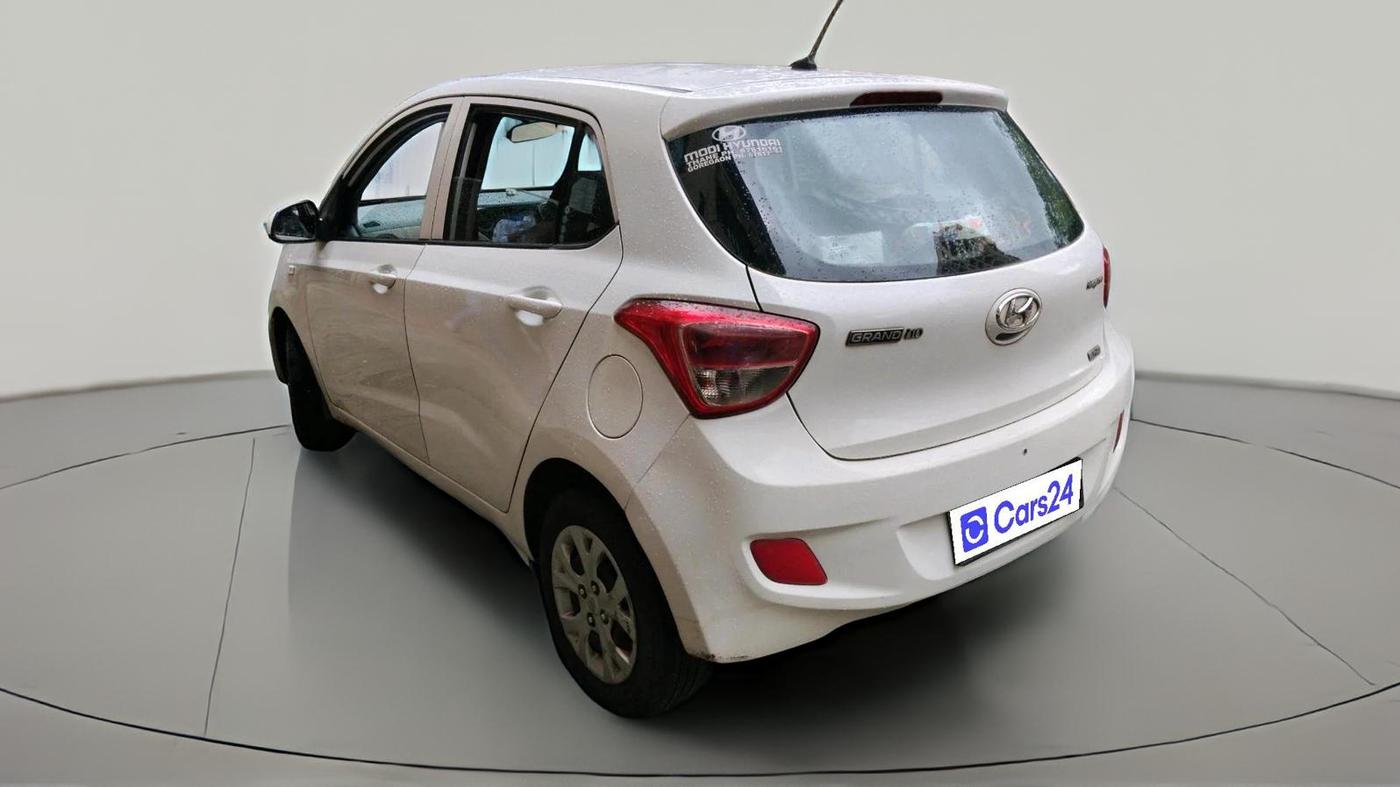 2013 Hyundai Grand i10 MAGNA 1.2 KAPPA VTVT, Petrol, Manual, 1,26,084 km, exterior