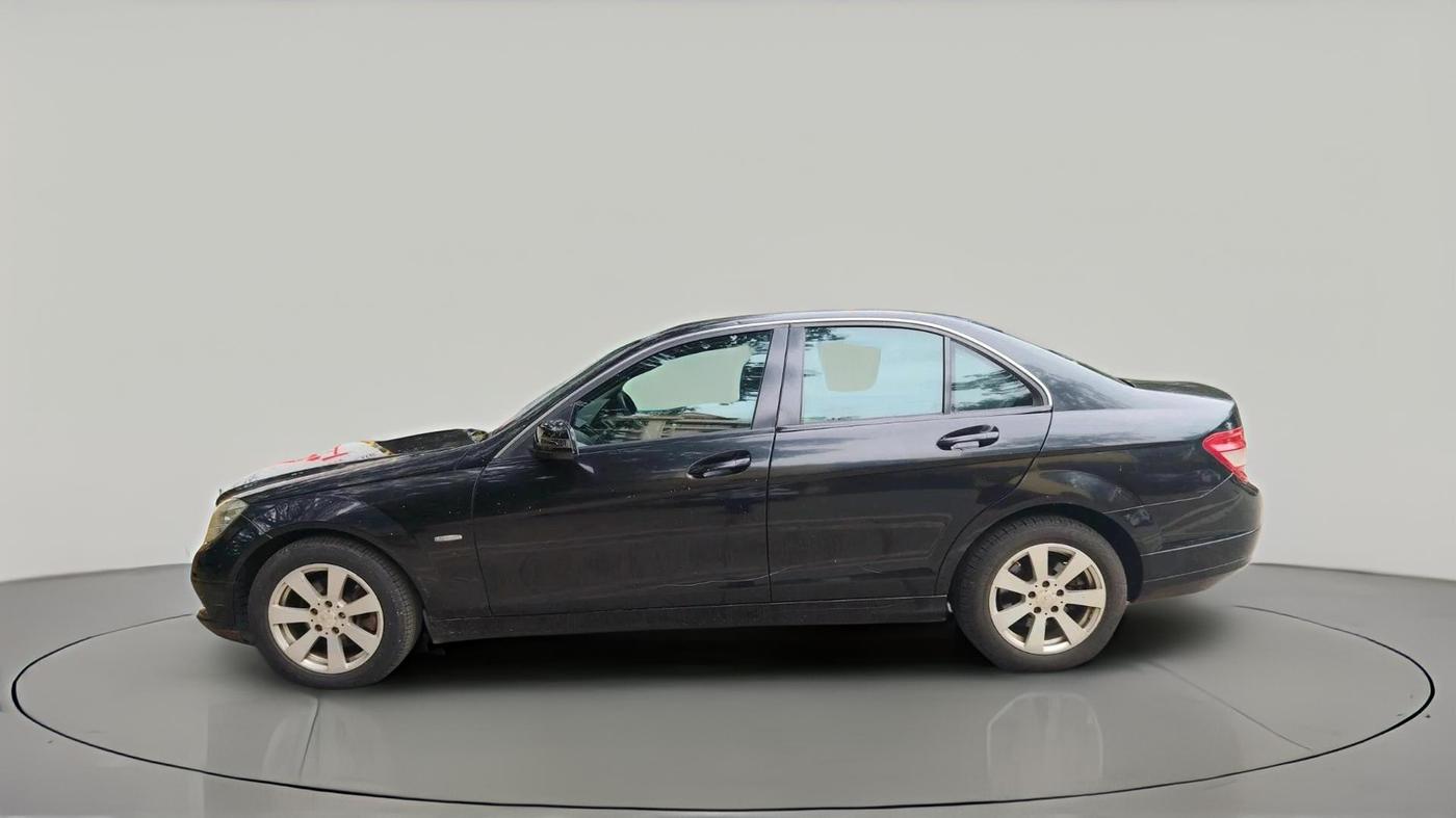 2011 Mercedes Benz C Class C 200 CGI ELEGANCE, Petrol, Automatic, 68,000 km, exterior
