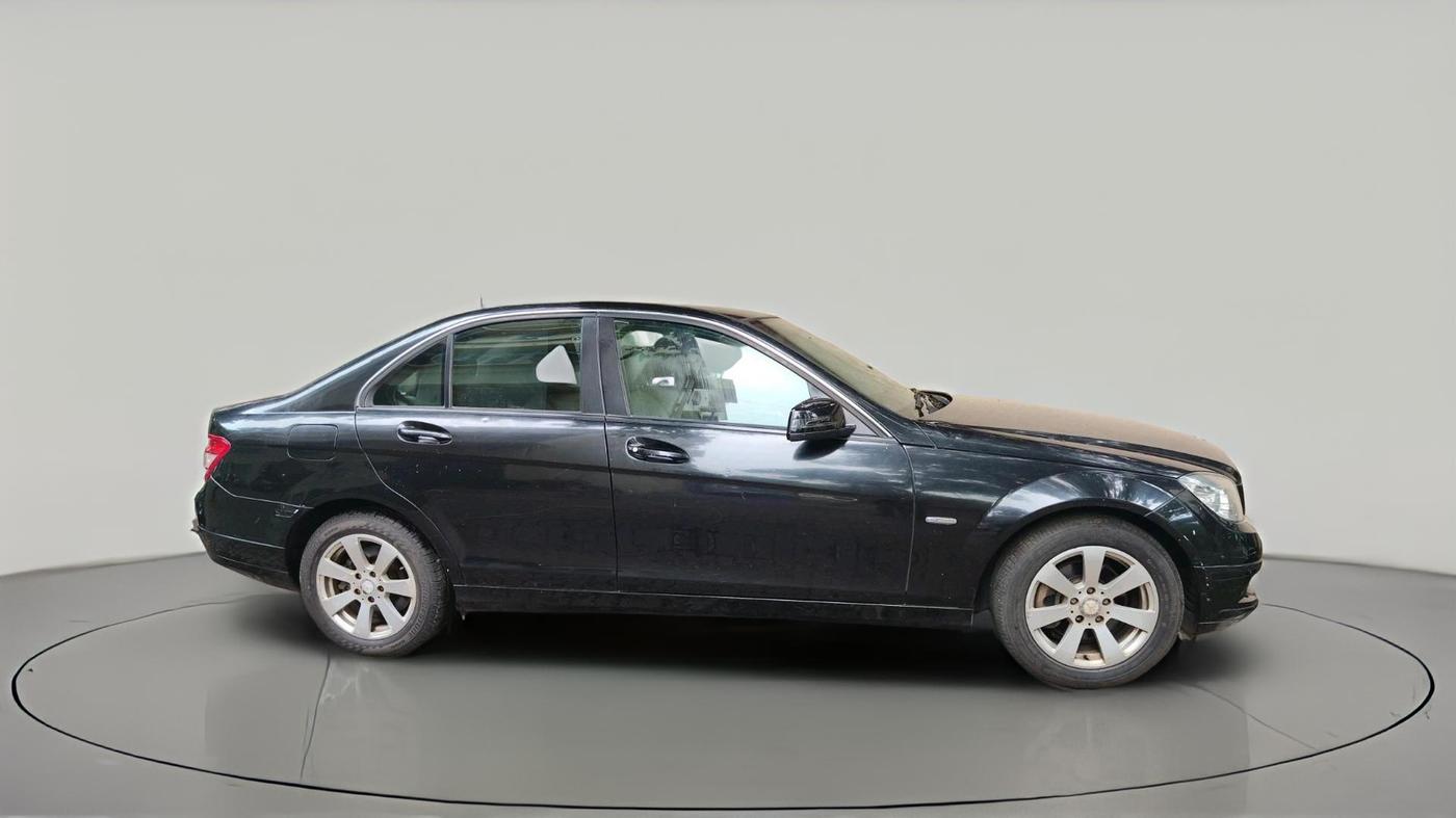 2011 Mercedes Benz C Class C 200 CGI ELEGANCE, Petrol, Automatic, 68,000 km, exterior