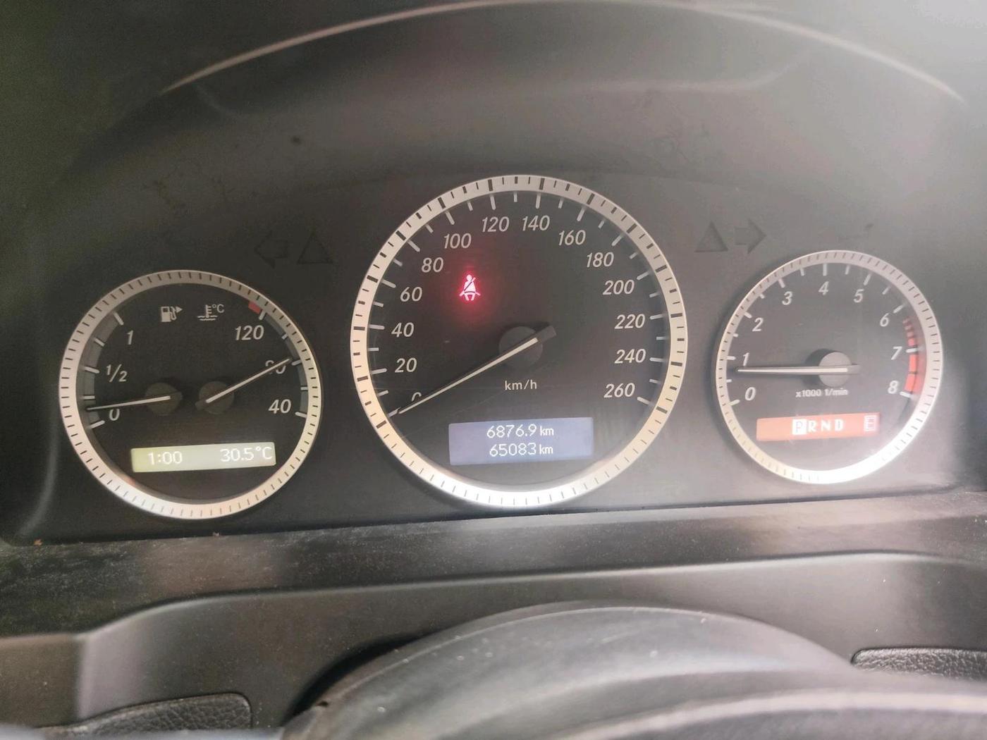 2011 Mercedes Benz C Class C 200 CGI ELEGANCE, Petrol, Automatic, 68,000 km, interior