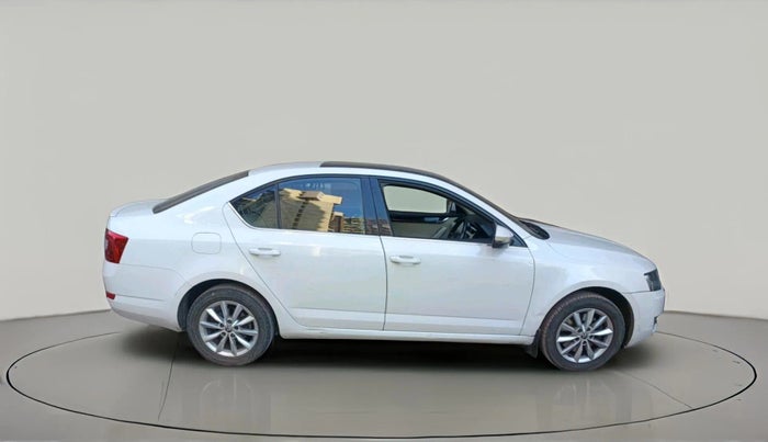 2016 Skoda Octavia STYLE PLUS AT 1.8 TSI, Petrol, Automatic, 76,862 km, exterior