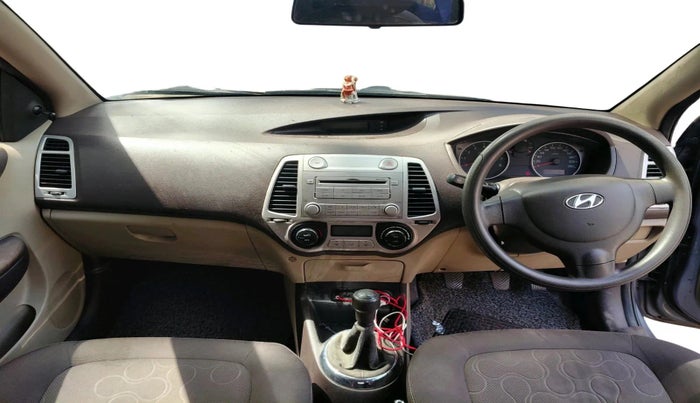 2011 Hyundai i20 MAGNA 1.2, Petrol, Manual, 91,472 km, interior