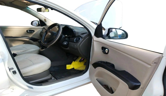 2011 Hyundai i10 SPORTZ 1.2, Petrol, Manual, 55,450 km, interior