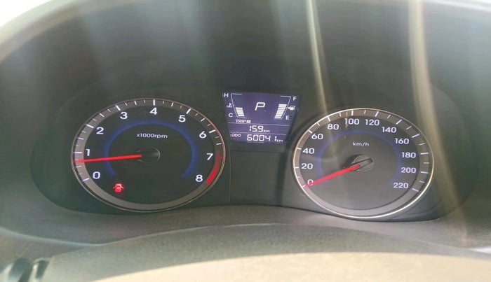 2016 Hyundai Verna 1.6 VTVT SX AT, CNG, Automatic, 60,041 km, interior