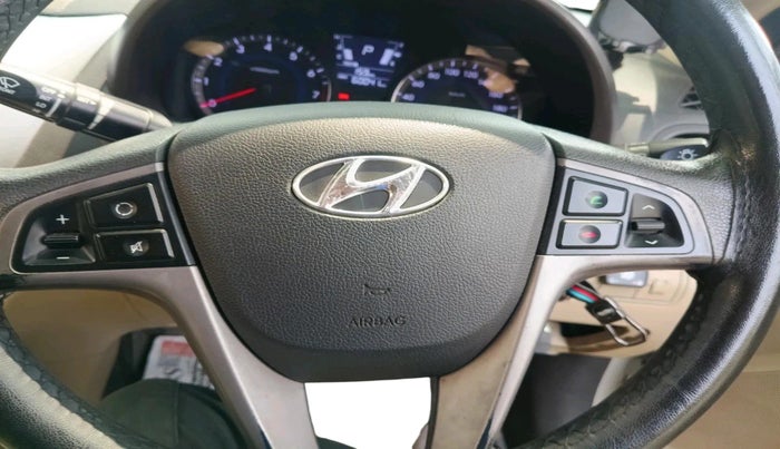2016 Hyundai Verna 1.6 VTVT SX AT, CNG, Automatic, 60,041 km, interior