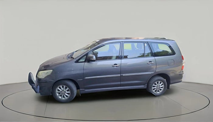 2012 Toyota Innova 2.5 VX 7 STR, Diesel, Manual, 2,14,801 km, exterior