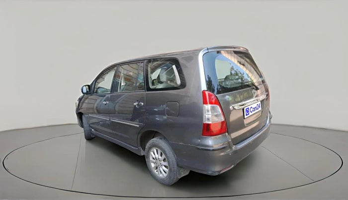 2012 Toyota Innova 2.5 VX 7 STR, Diesel, Manual, 2,14,801 km, exterior