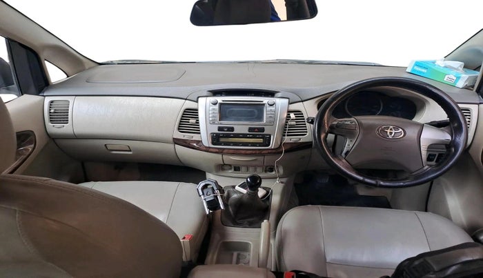 2012 Toyota Innova 2.5 VX 7 STR, Diesel, Manual, 2,14,801 km, interior