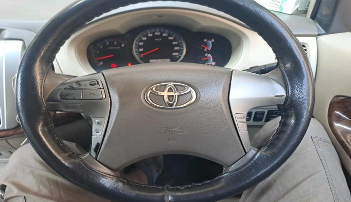 2012 Toyota Innova 2.5 VX 7 STR, Diesel, Manual, 2,14,801 km, interior