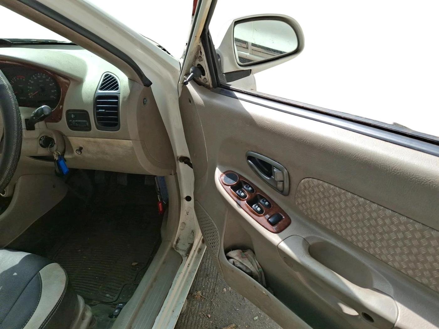 2011 Hyundai Accent GLE, Petrol, Manual, 40,415 km, interior