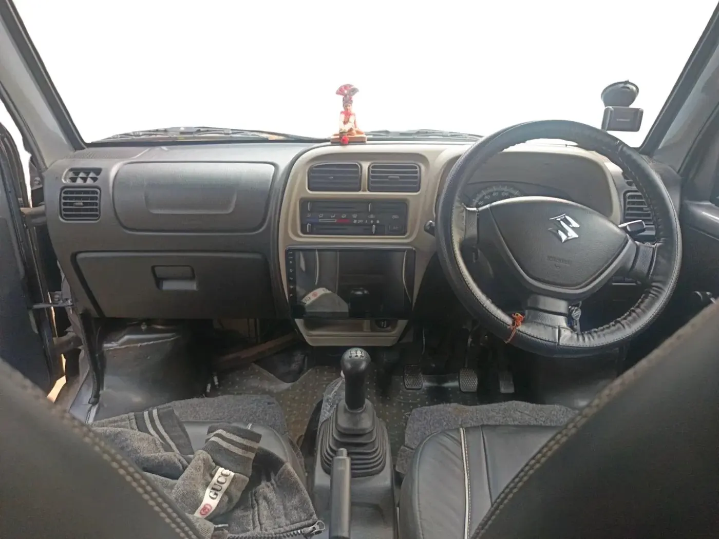 2022 Maruti Eeco 5 STR AC CNG (O), CNG, Manual, 21,000 km, interior