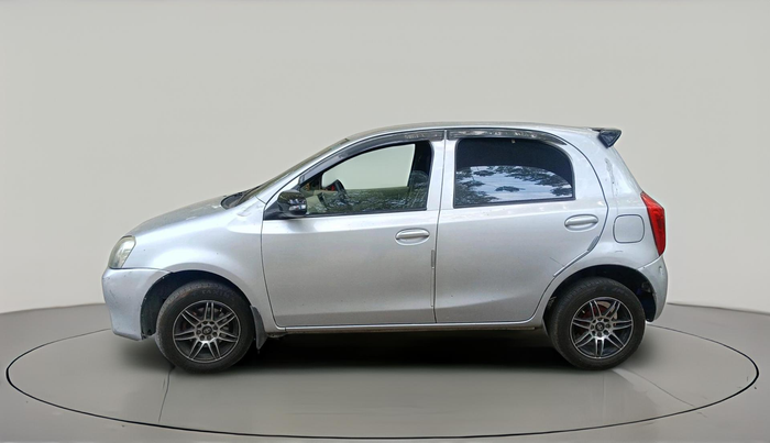 2014 Toyota Etios Liva V, Petrol, Manual, 86,558 km, exterior